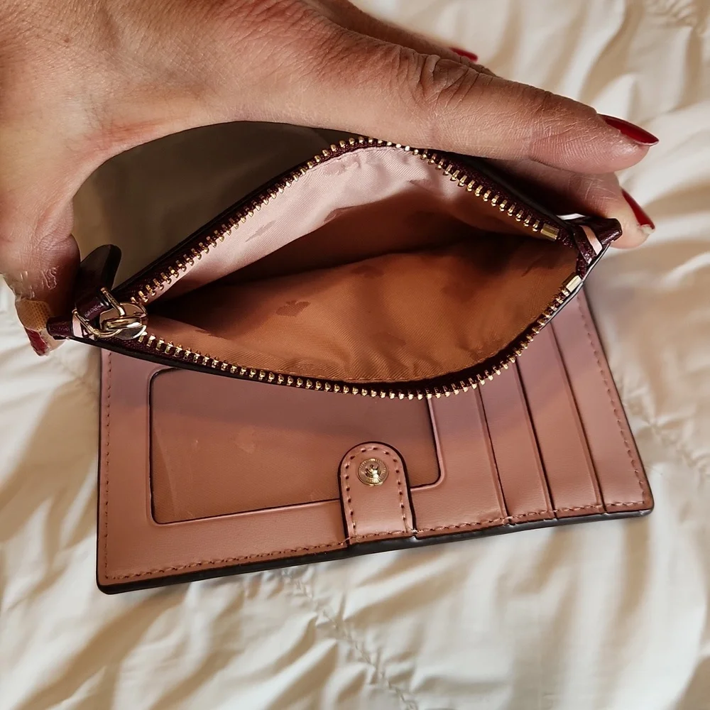 Wallet - Picture 4 of 5